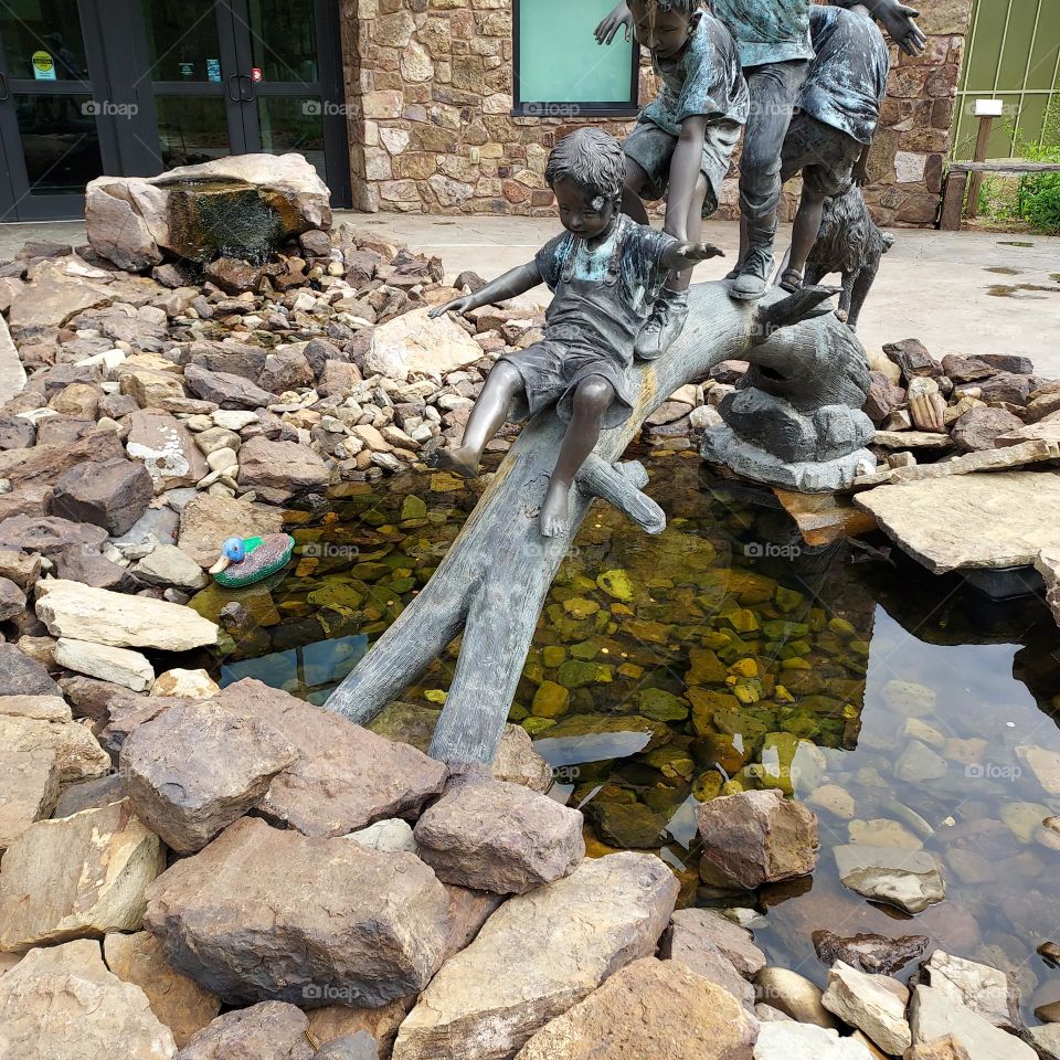 we're here at the nature place, let's see what they have going on inside first!