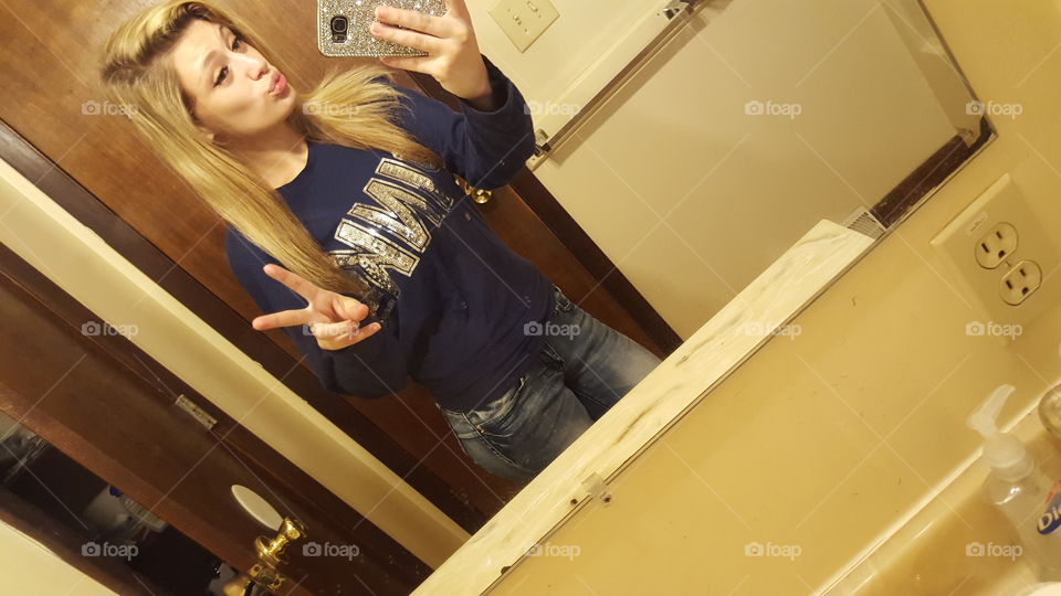 Indoors, People, Woman, Adult, Portrait