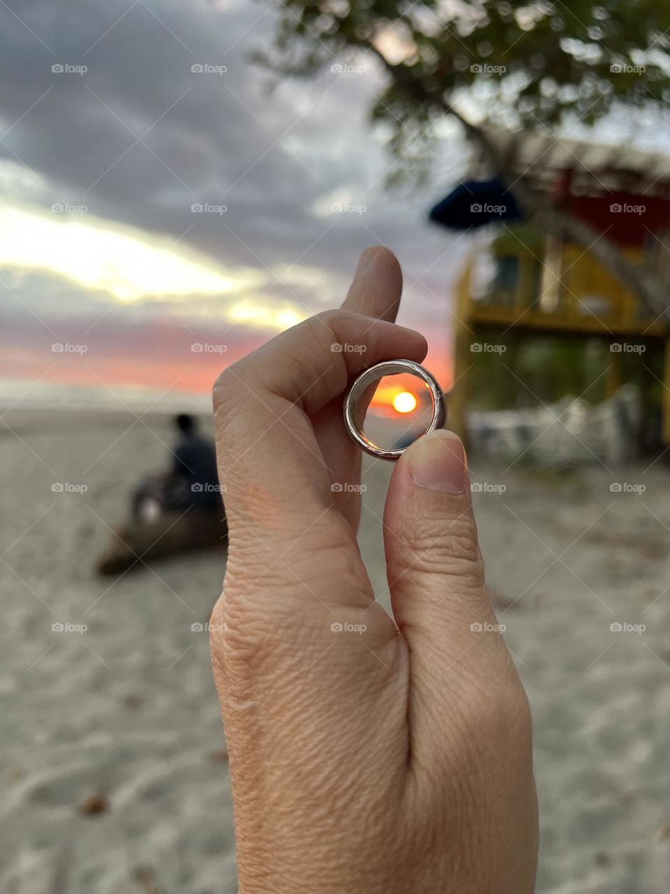 Sun inside Silver ring 