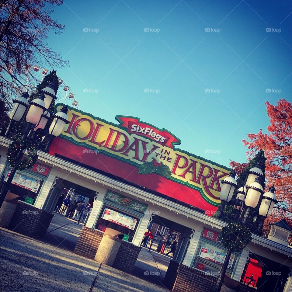 Holiday in the Park at Six Flags Saint Louis