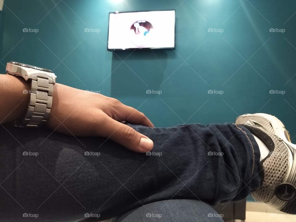 televisão na sala de espera