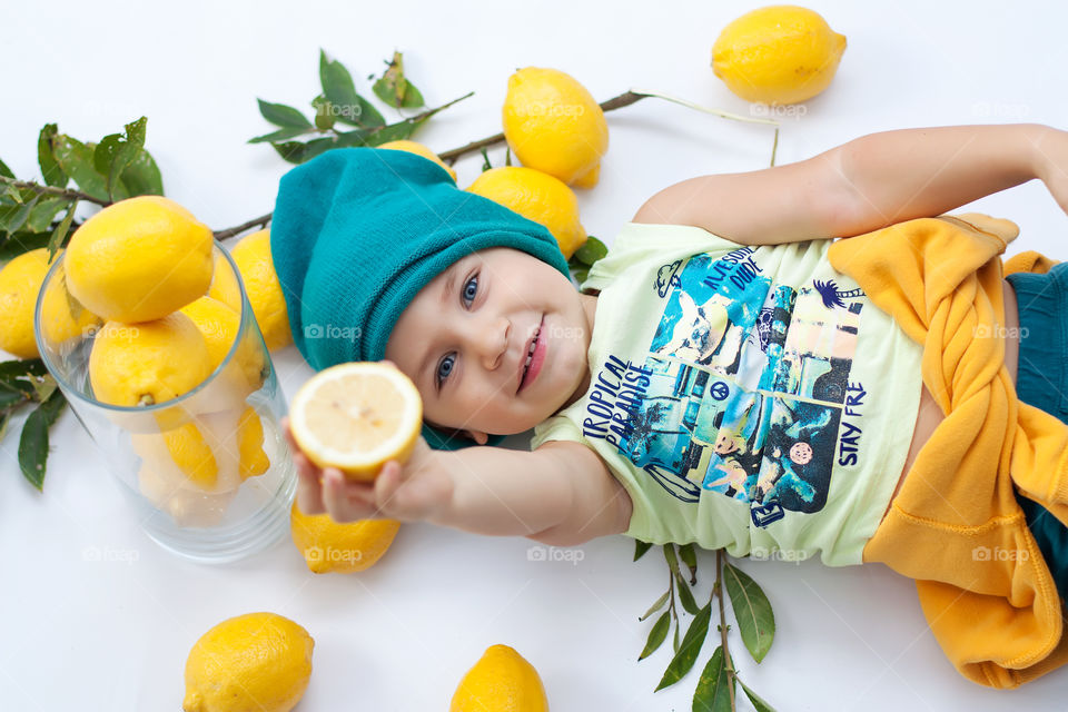 boy in lemons