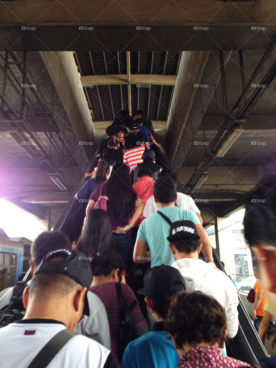 Rush hour at the escalator