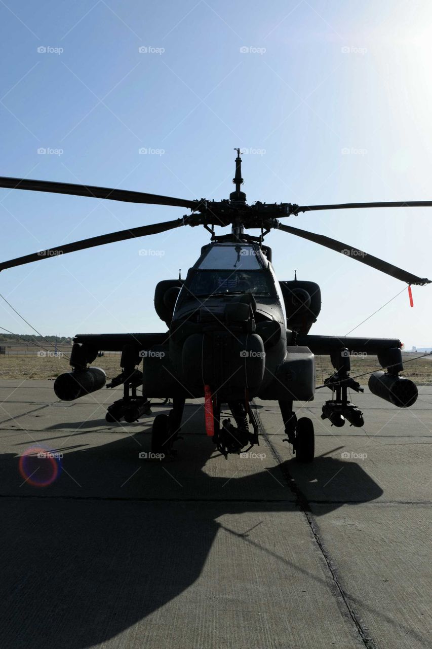 BOEING APACHE AH-64