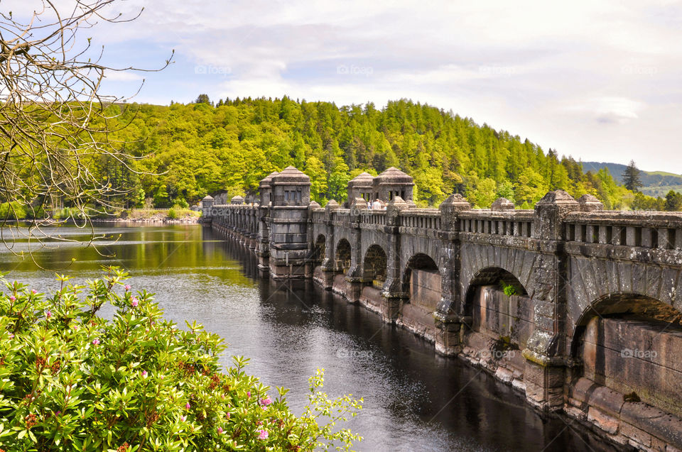 Dam on lake Vyrnwy. Countryside. UK.