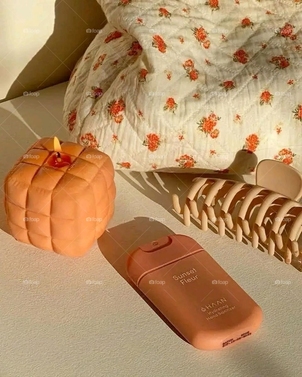 A very beautiful picture, and there is no better picture than it. There is no better picture of green herbs and colorful, red and white roses than it. Glory be to God, the natural and picturesque view, and there is no more wonderful picture than it.