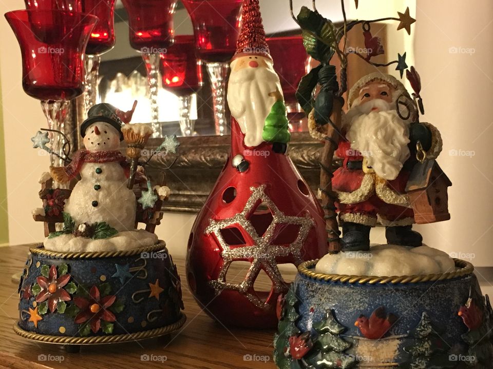 It's a snowman and Santa Christmas decor