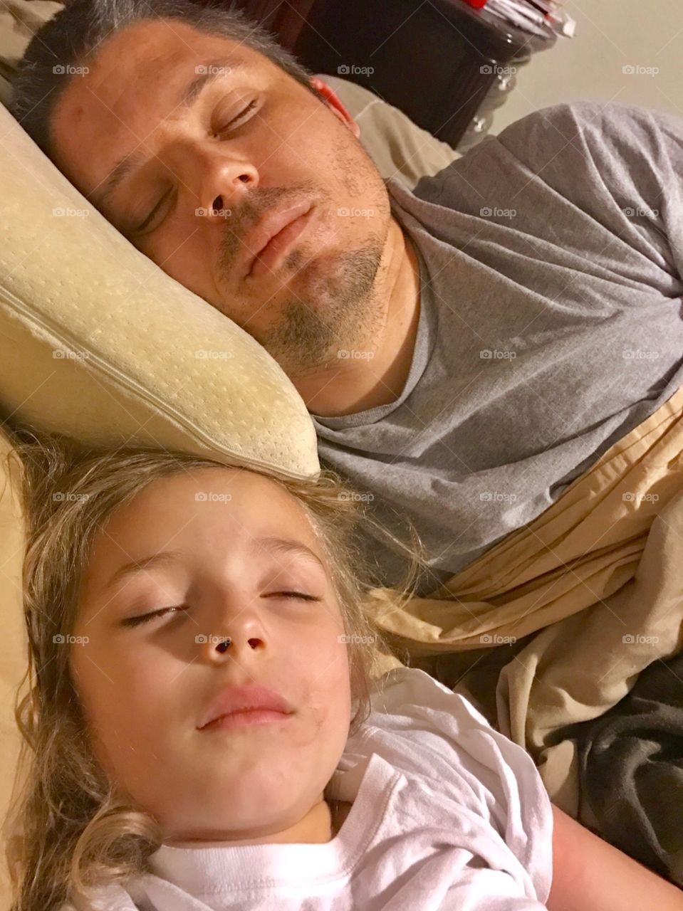 Daddy and daughter twinning while sleeping 