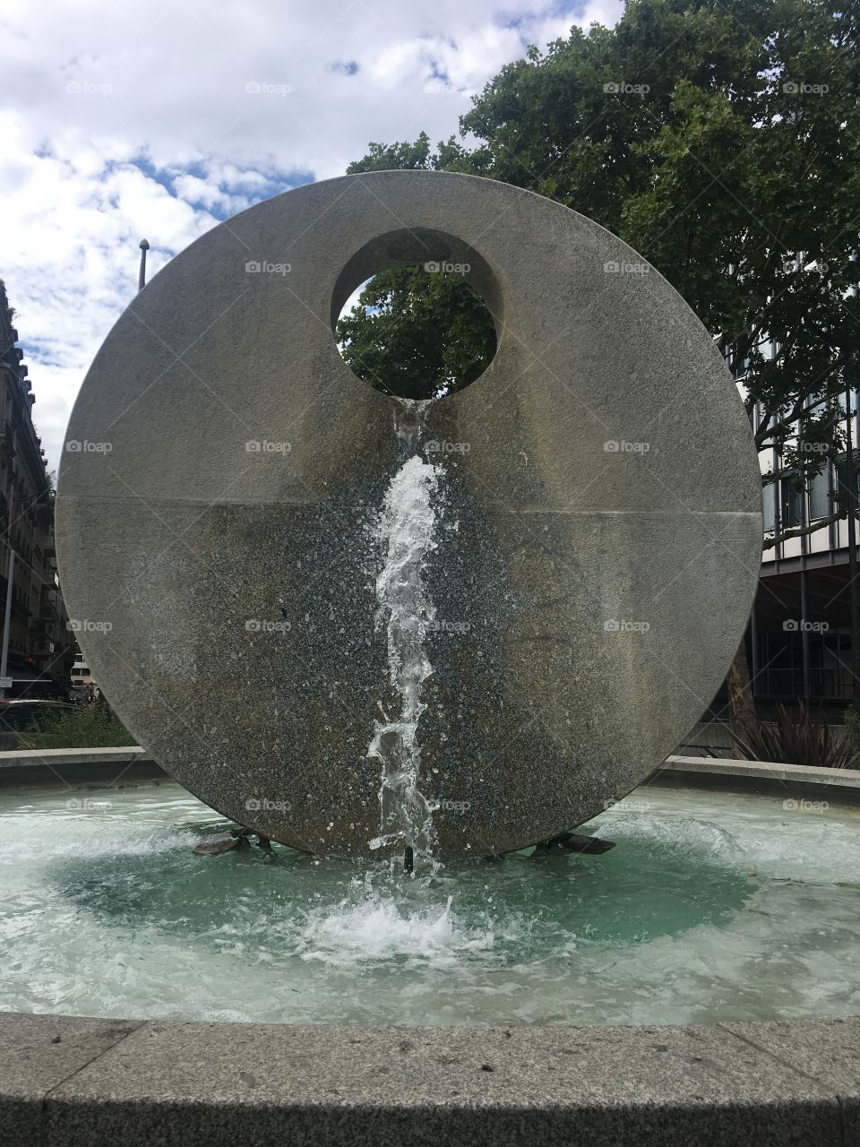 Statue in Paris 