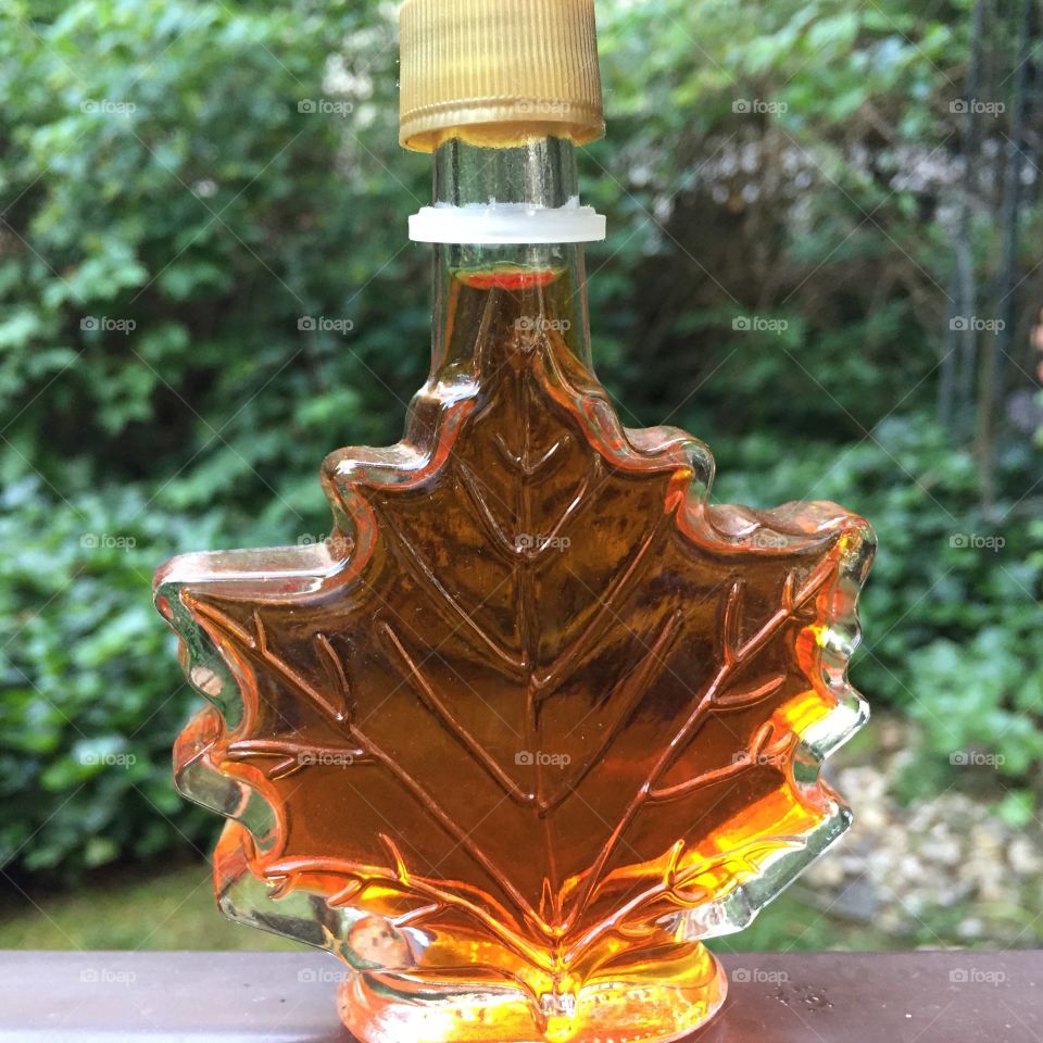 Leaf bottle