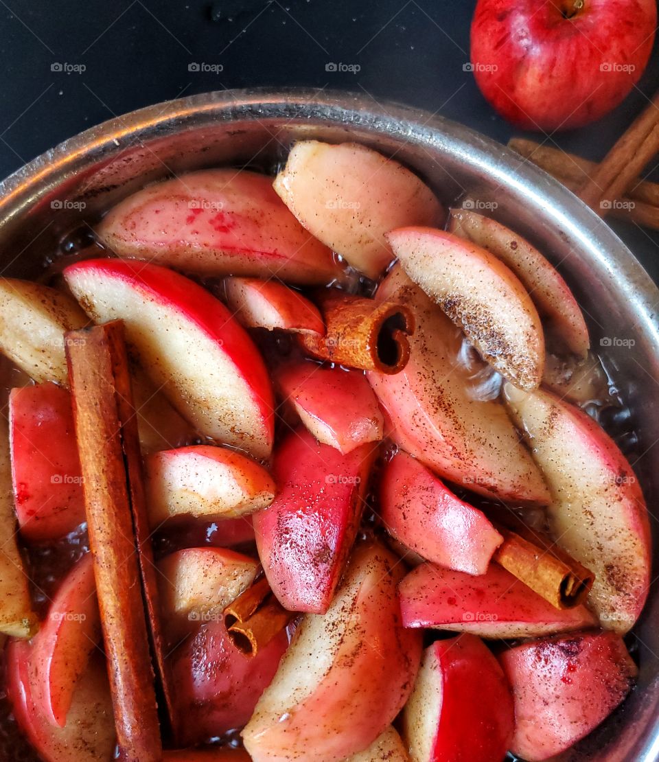 Homemade apple cider