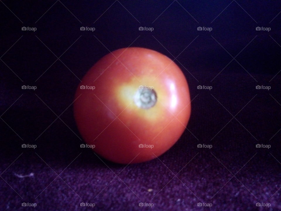 Tomato photo,Red tomato photo,Indian tomato photo,A red fruit photo,Best photo of a tomato,A good fruit photo for health,Best picture for you,Beautiful red tomato color photo,