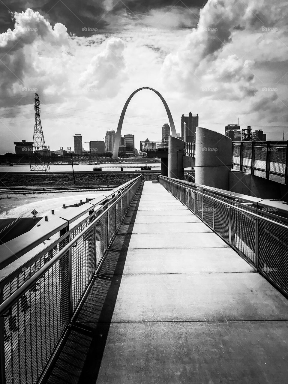 St. Louis, MO gateway arch