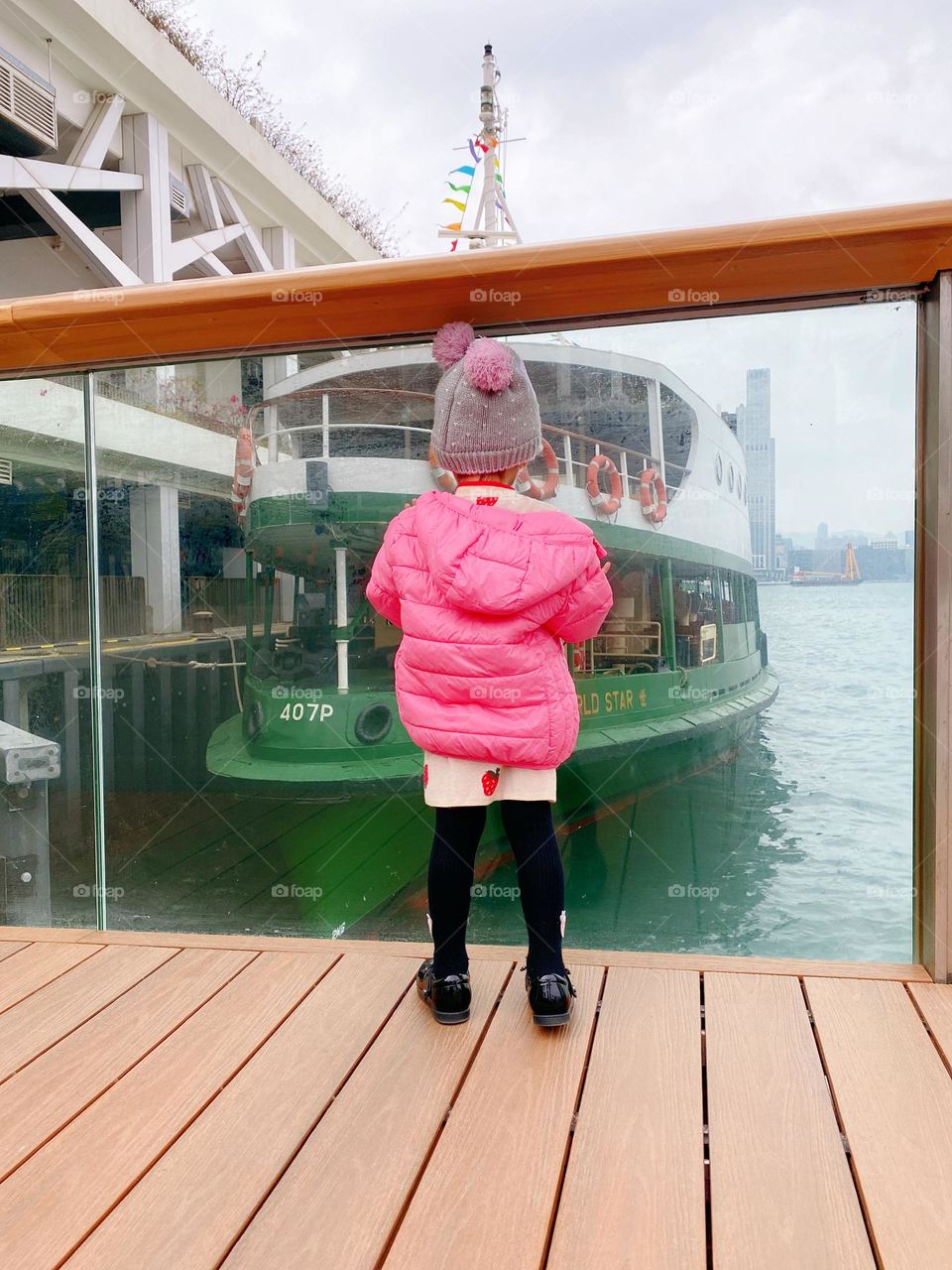 Hei there, can I get on your ship