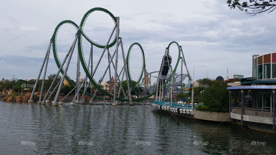 Hulk roller-coaster