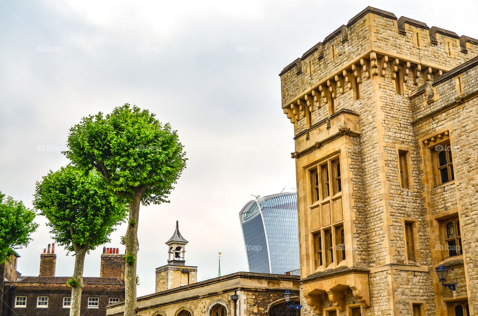 Torre de Londres custodiando el presente.