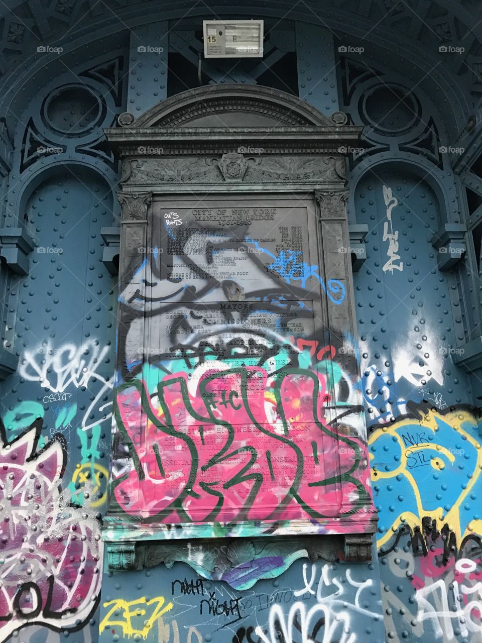 Manhattan Bridge, graffiti 