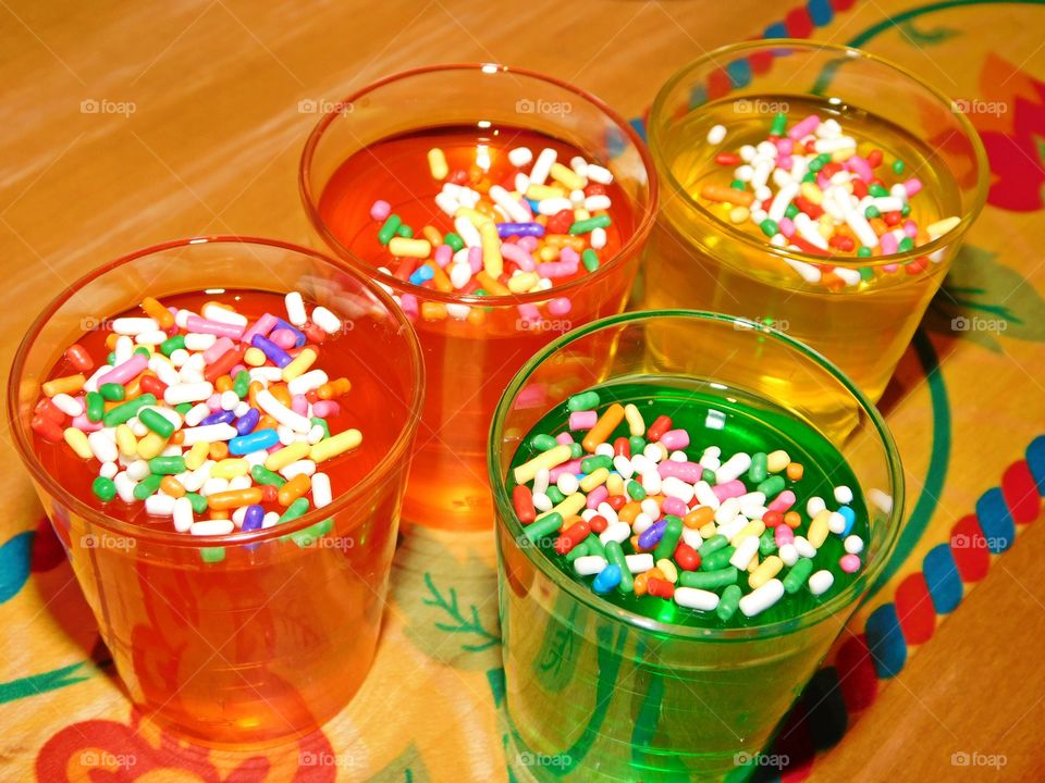 
Meals and snacks of the world - Decorated Jello Cups - World snacking is a way of life. foods are typically designed to be portable, quick, and satisfying.  Chocolate, fresh fruit, and vegetables are the most common foods and meals