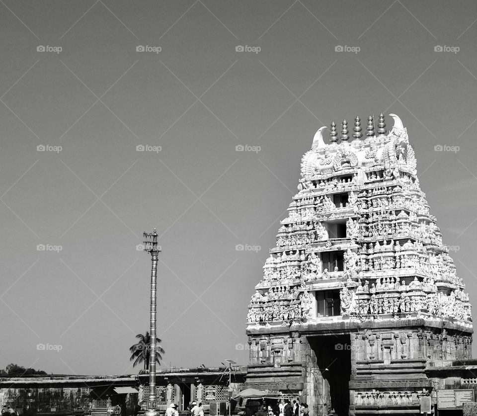 Indian temple - Architect - Dravidian style Gopura 