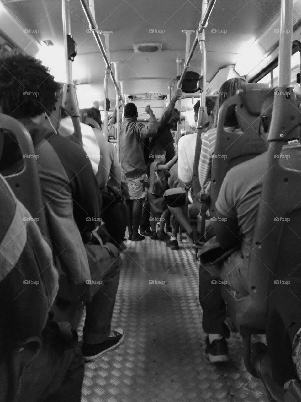 Dentro do ônibus