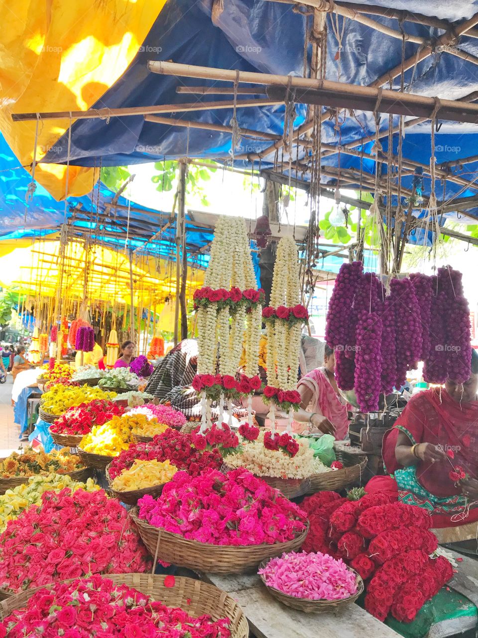 Flowers sellers in Bengaluru, Karnataka, India 