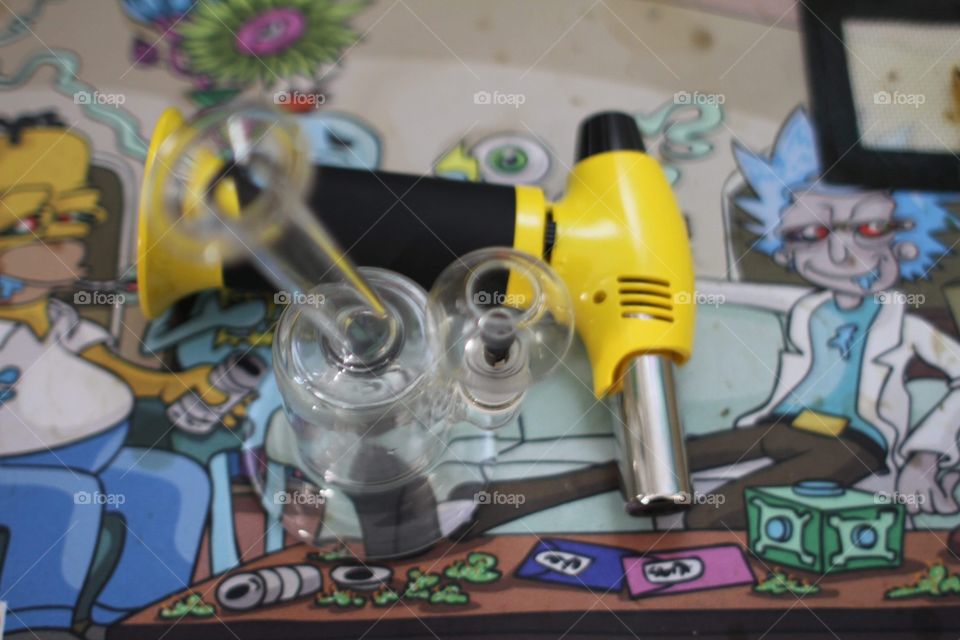 Torch and my tiny Rig, all glass but the titanium nail
