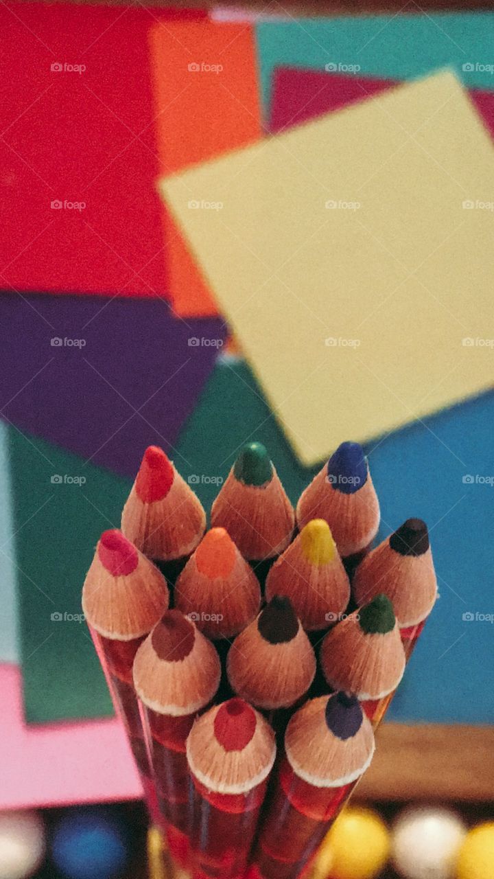 Bundle of colored pencil