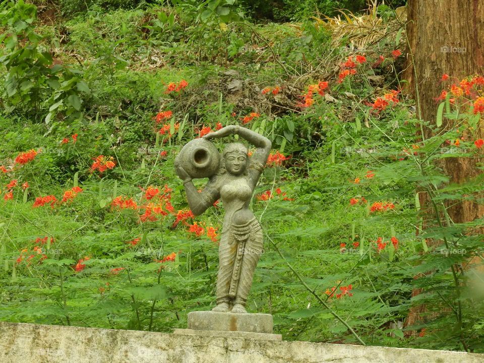beautiful girl statue