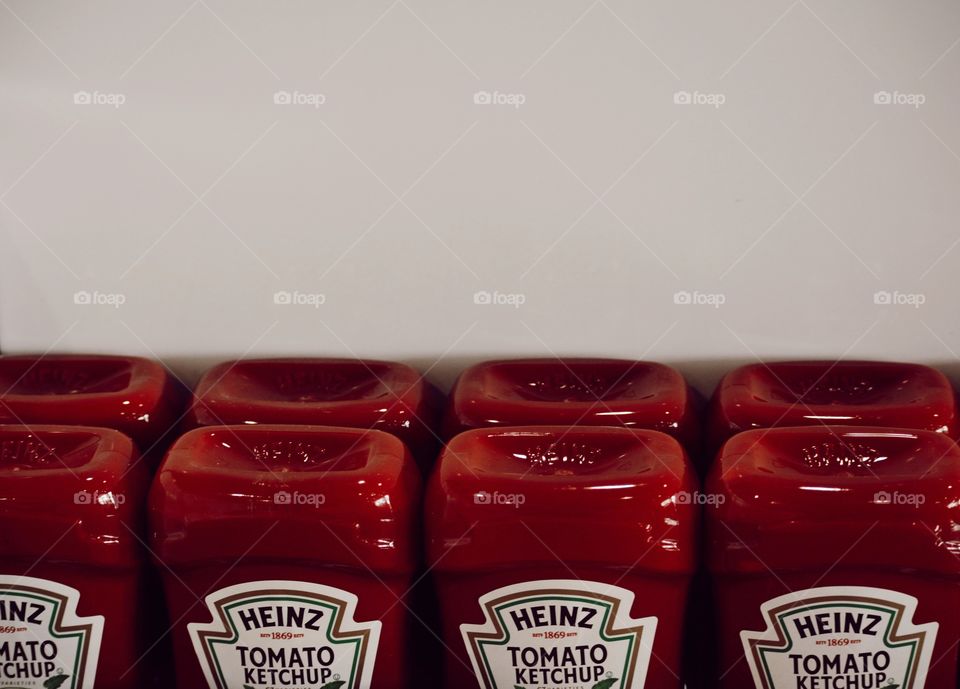 aesthetic modern ketchup bottles 