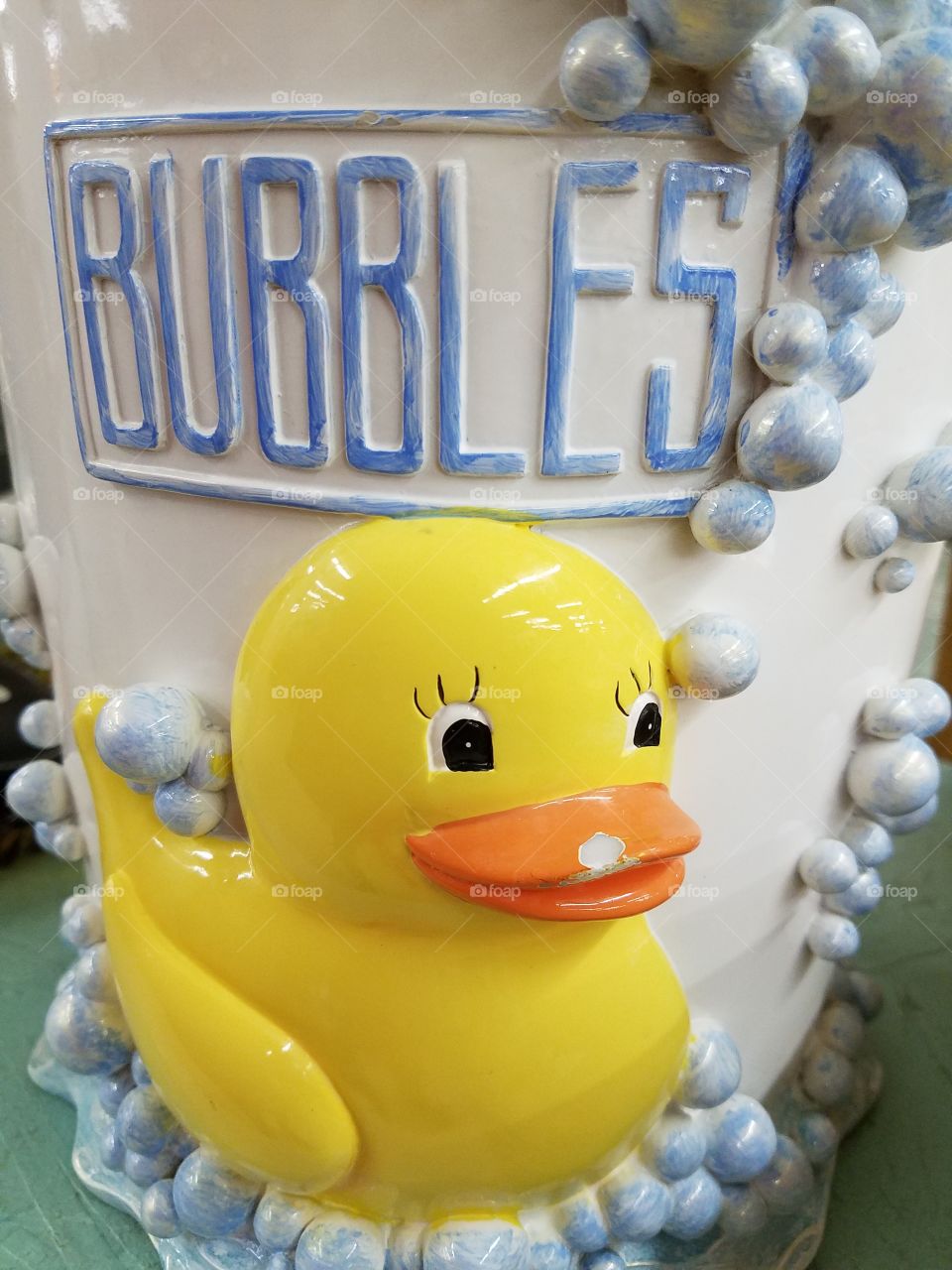 sign rubber ducky