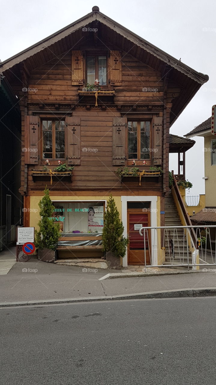 Traiditional wooden swiss chalet shop