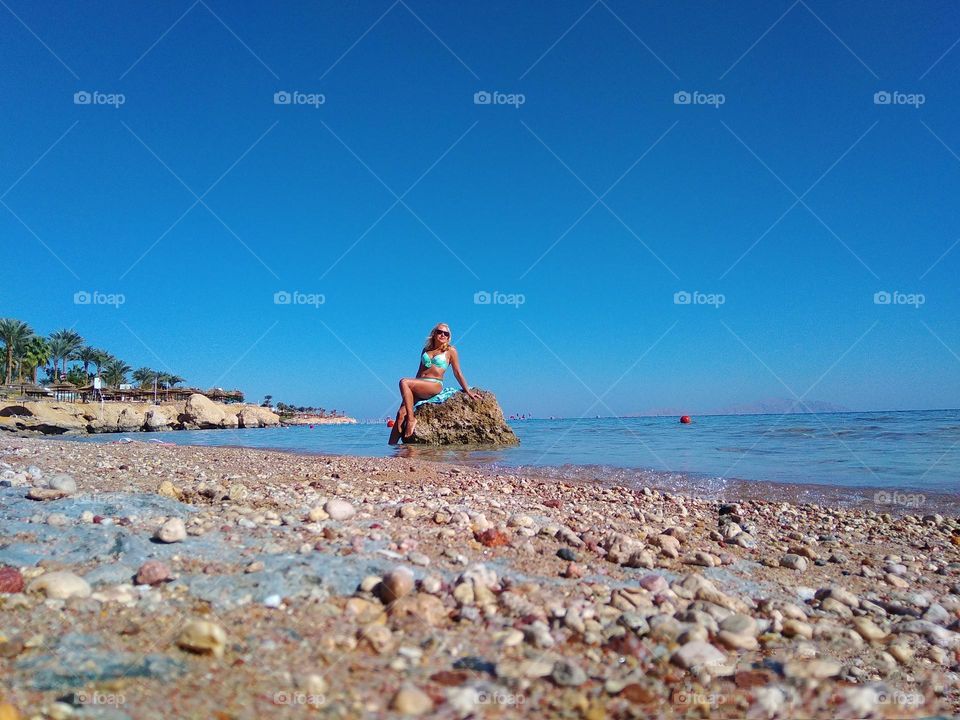 be authentic summer outfits