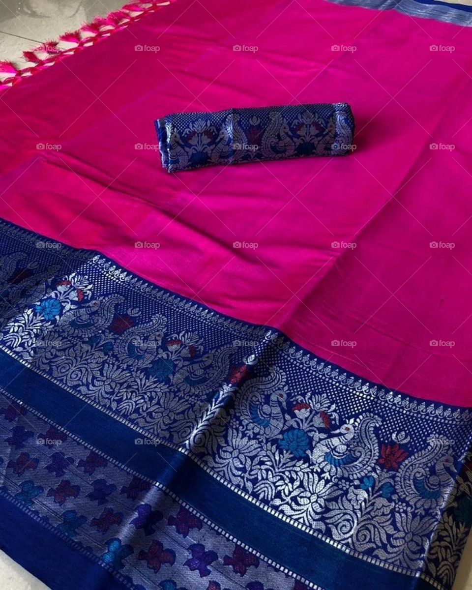 red and pink jacquard pattern fabric banarasi saree