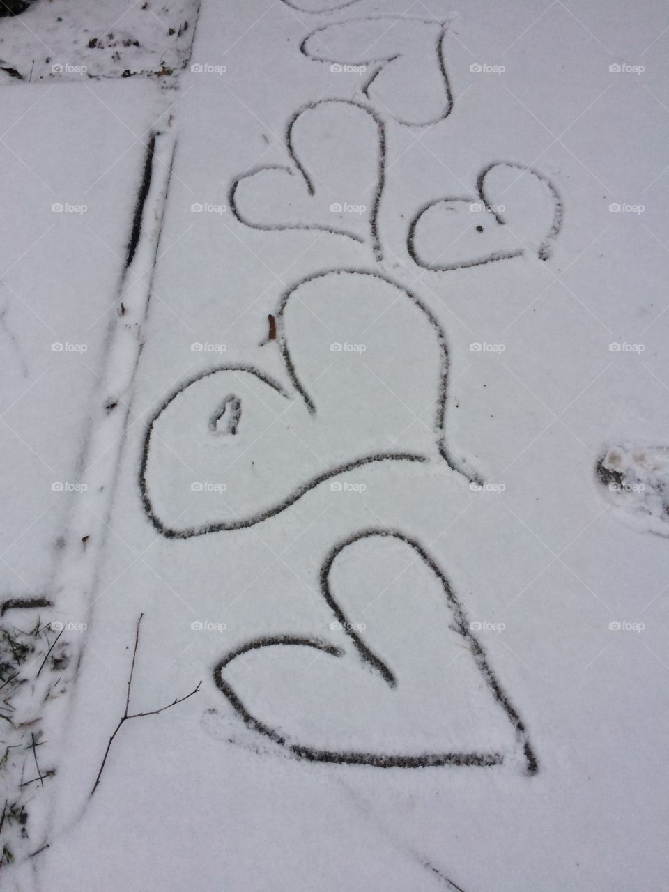 Snow hearts