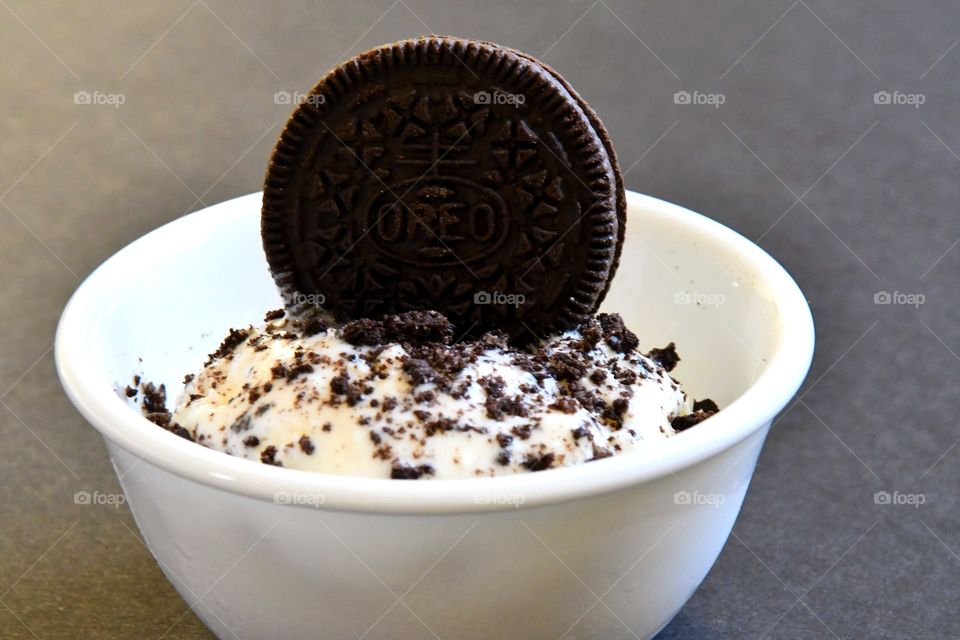 Oreo cookies ice cream