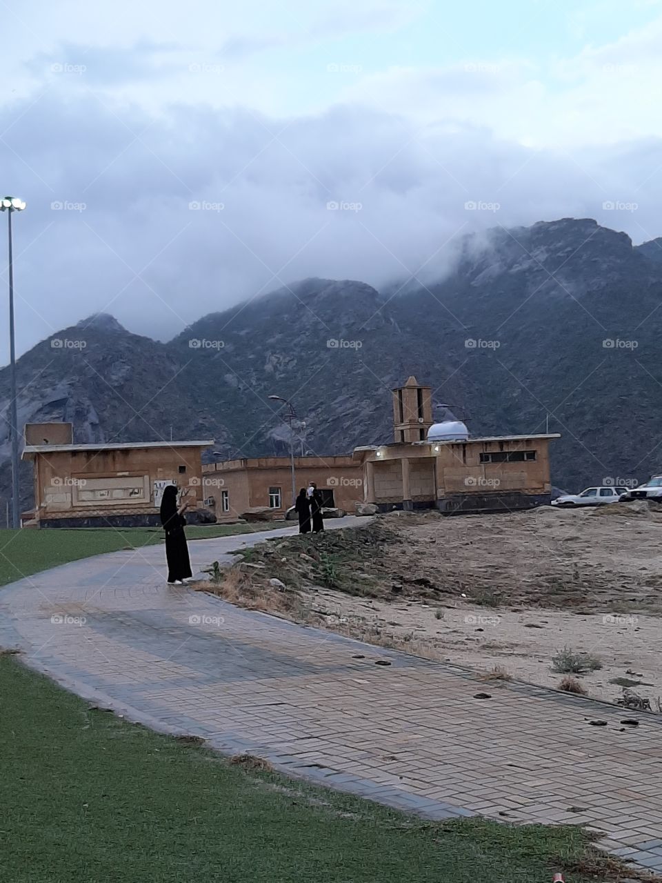 I need your support guys, I'm very, very poor, poor