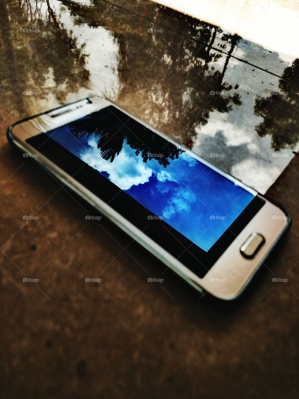 mobile phone reflection