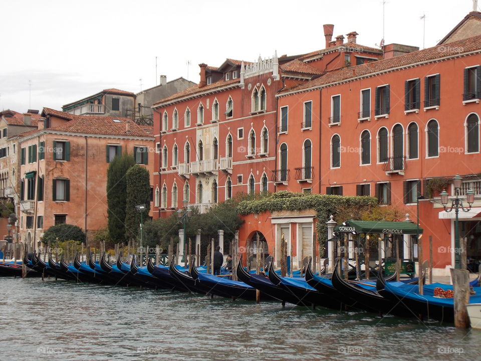 Gôndolas em Veneza. fim de semana em Veneza