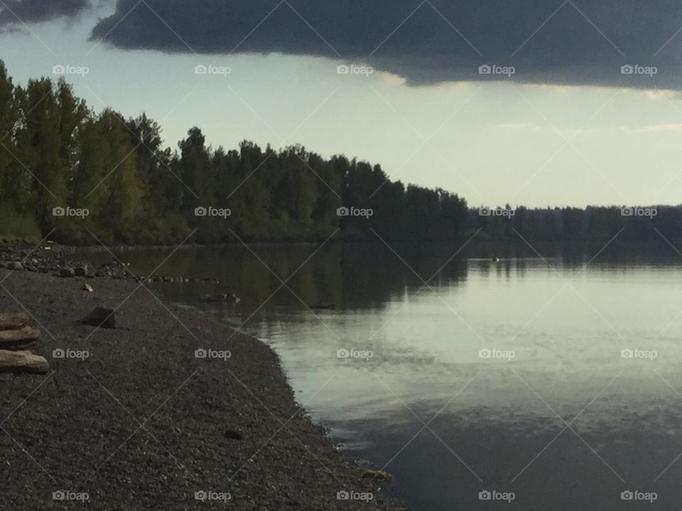 Beach along the Fraser River 