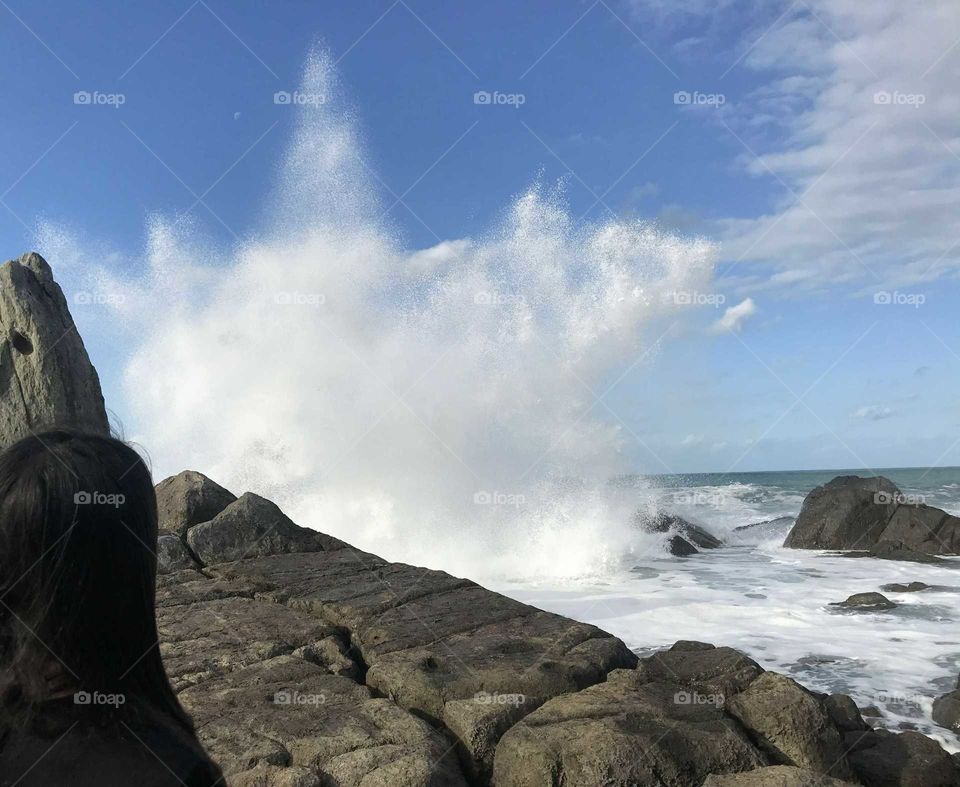 A star-shaped wave on Magic Island.