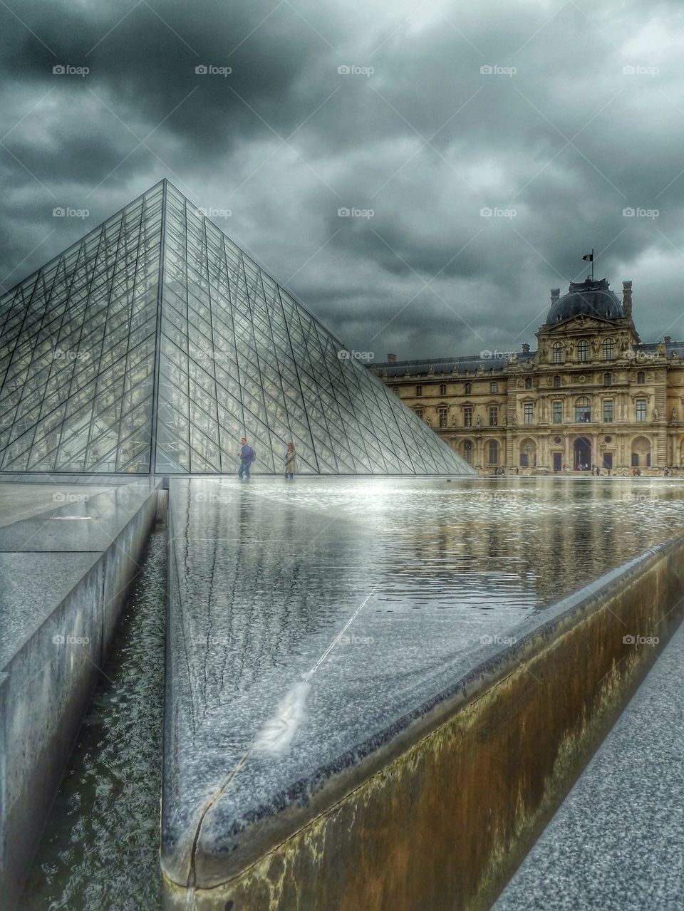 The Louvre fountain shot