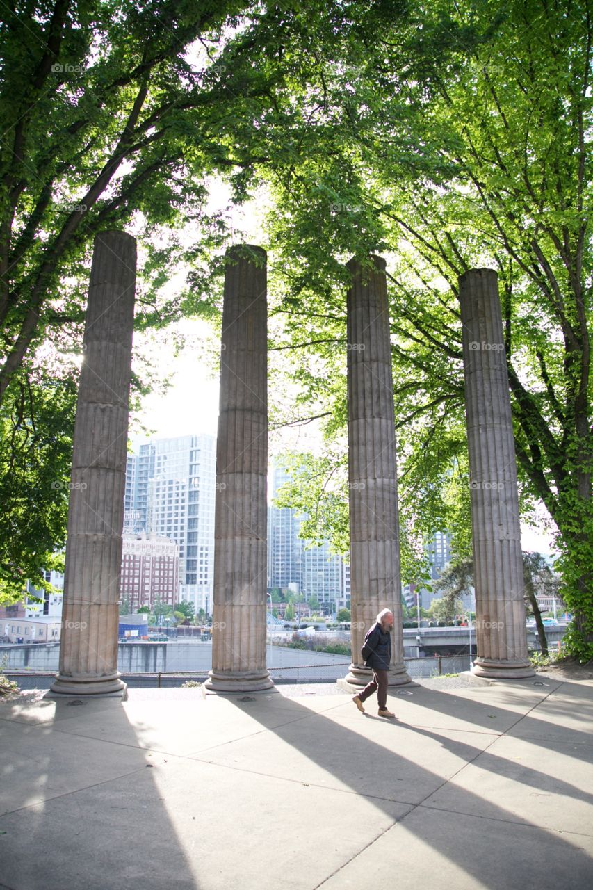 Seattle Roman pillars 