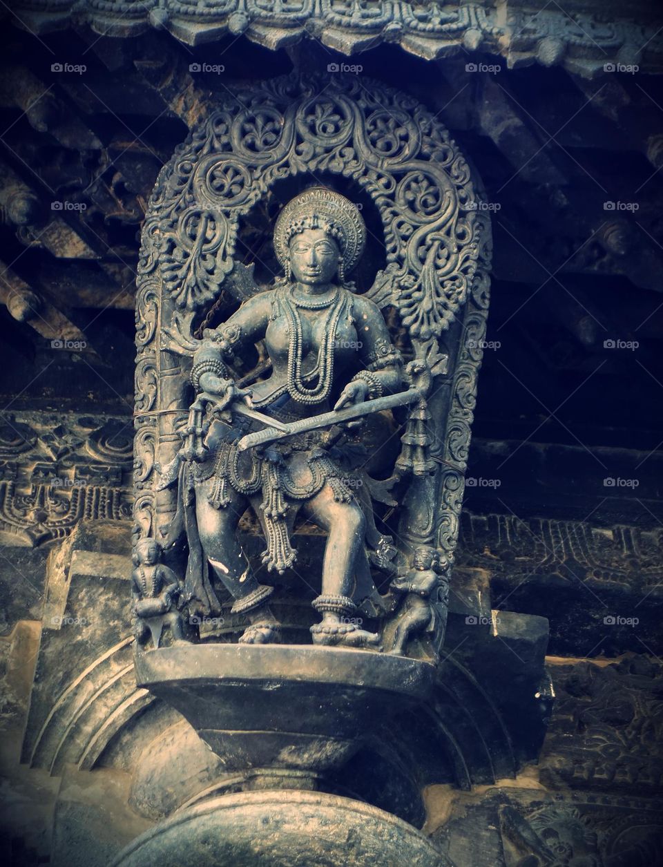 Belur - Apsara  - Dancer  - Musical  instruments