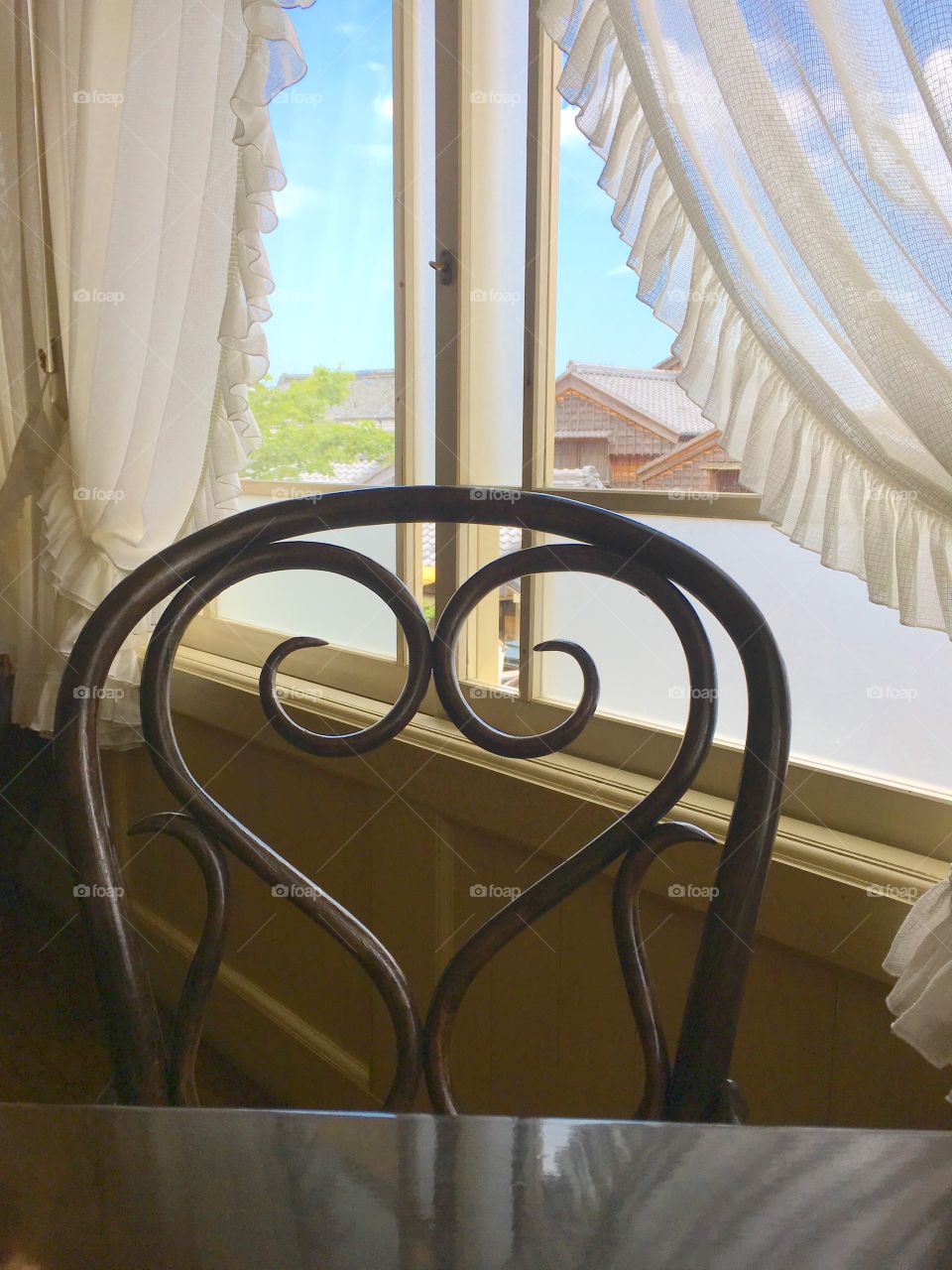 Waiting for lunch at a restaurant. 