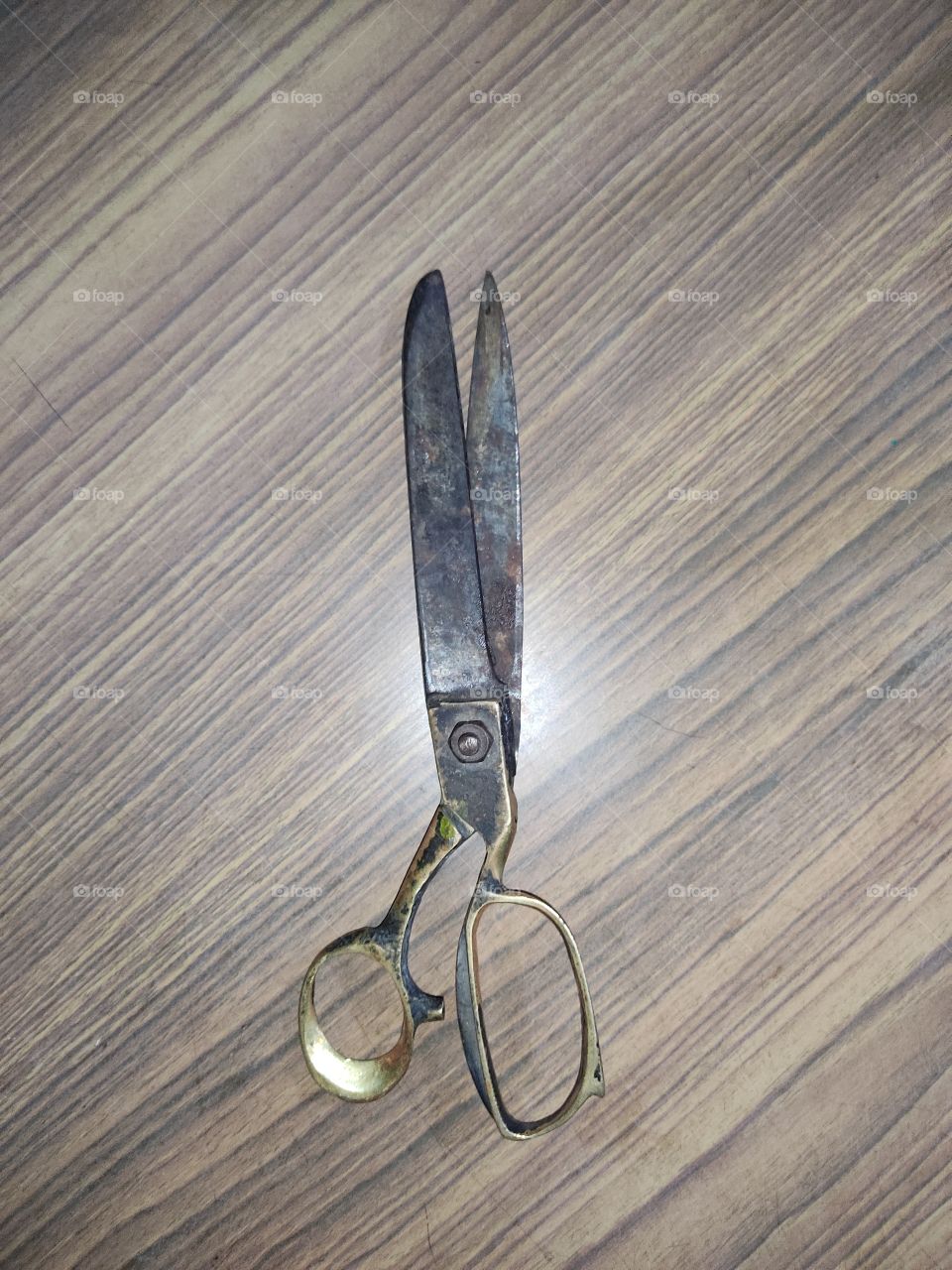Old Scissor