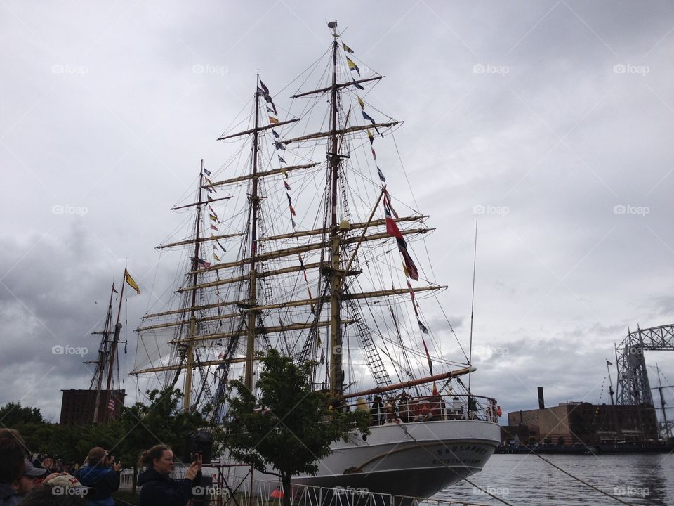 Tall ships Lake Superior