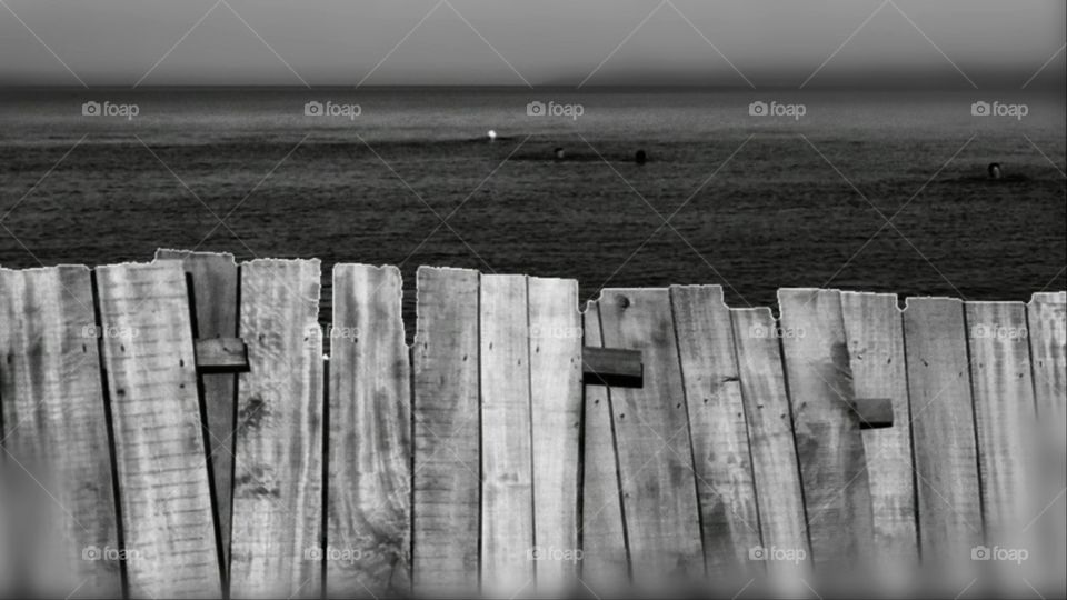 wooden fence&sea