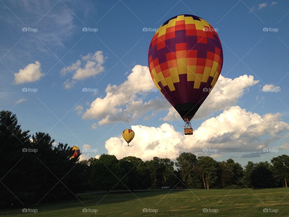 Hot air ballon 4EVER39 flying in Vermillion County Illinois 