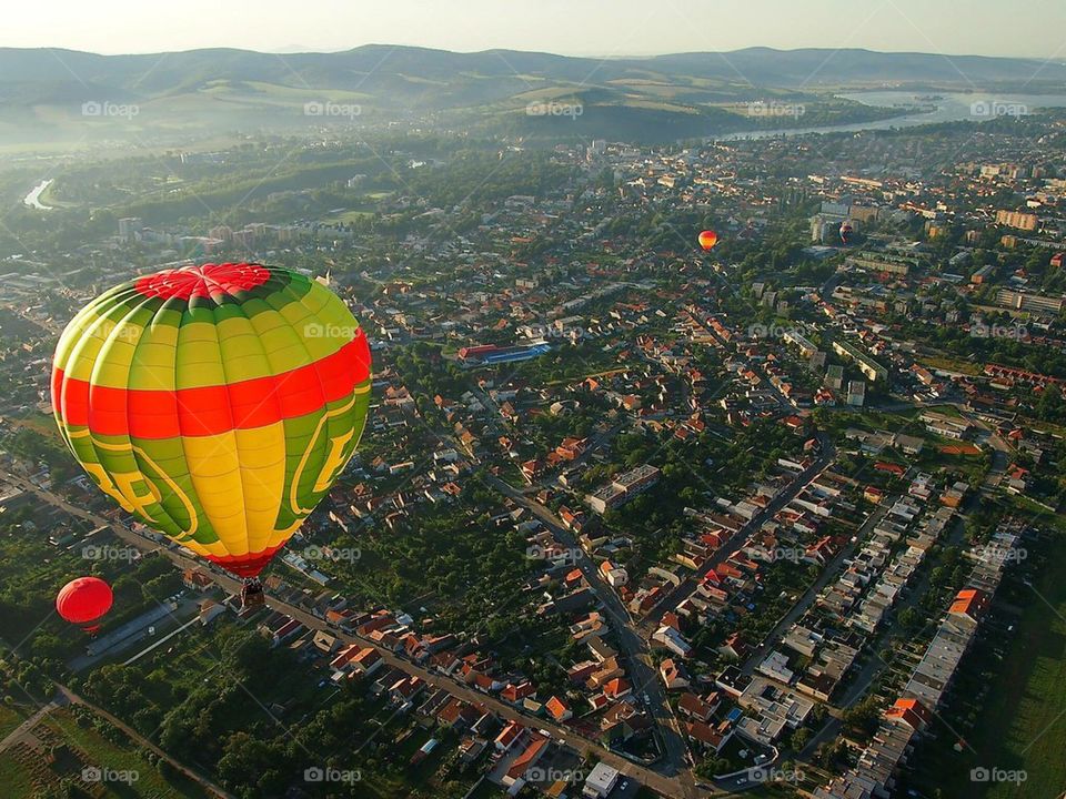 Hot air balloon 