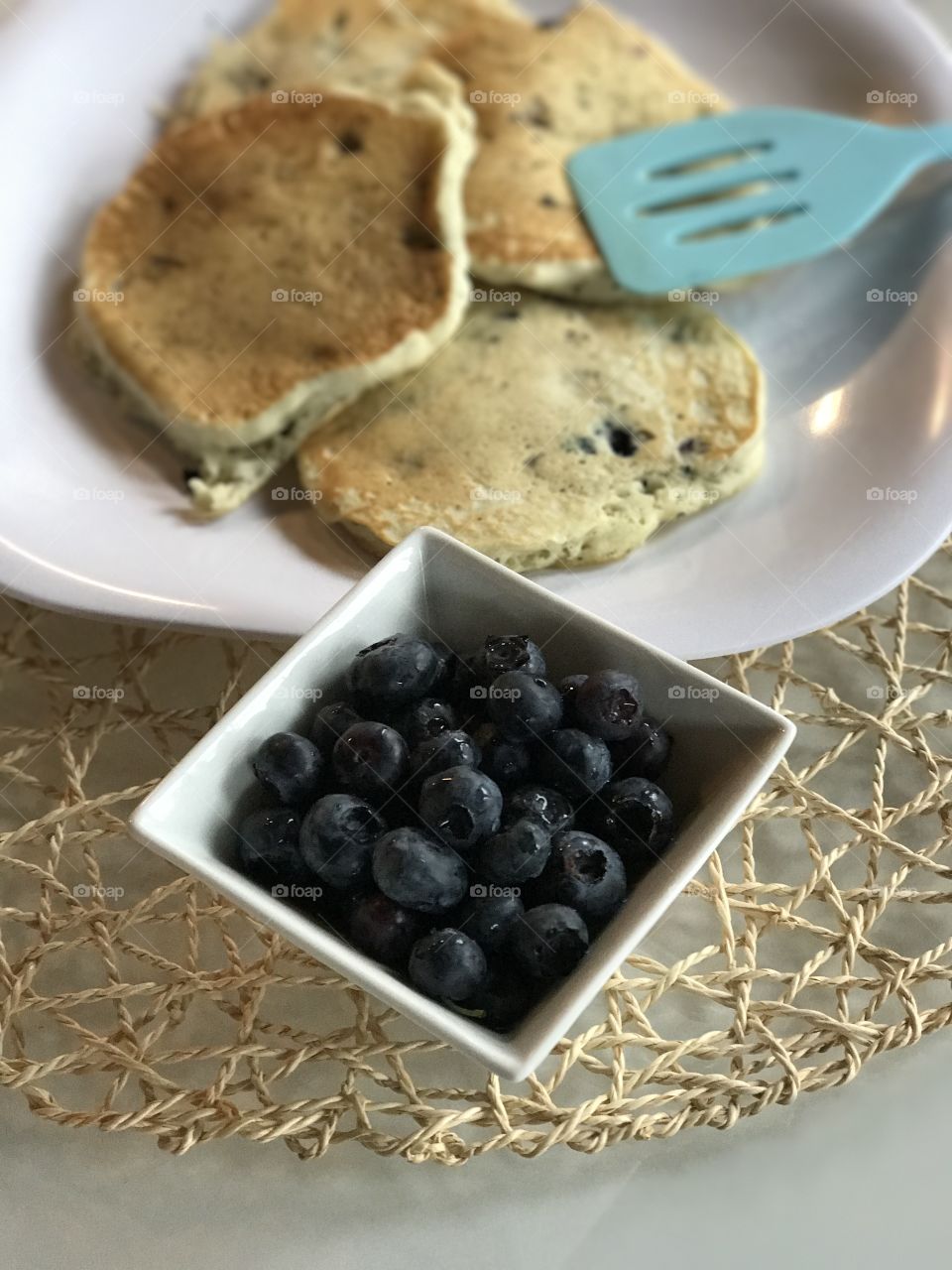 Blueberries and pancake 